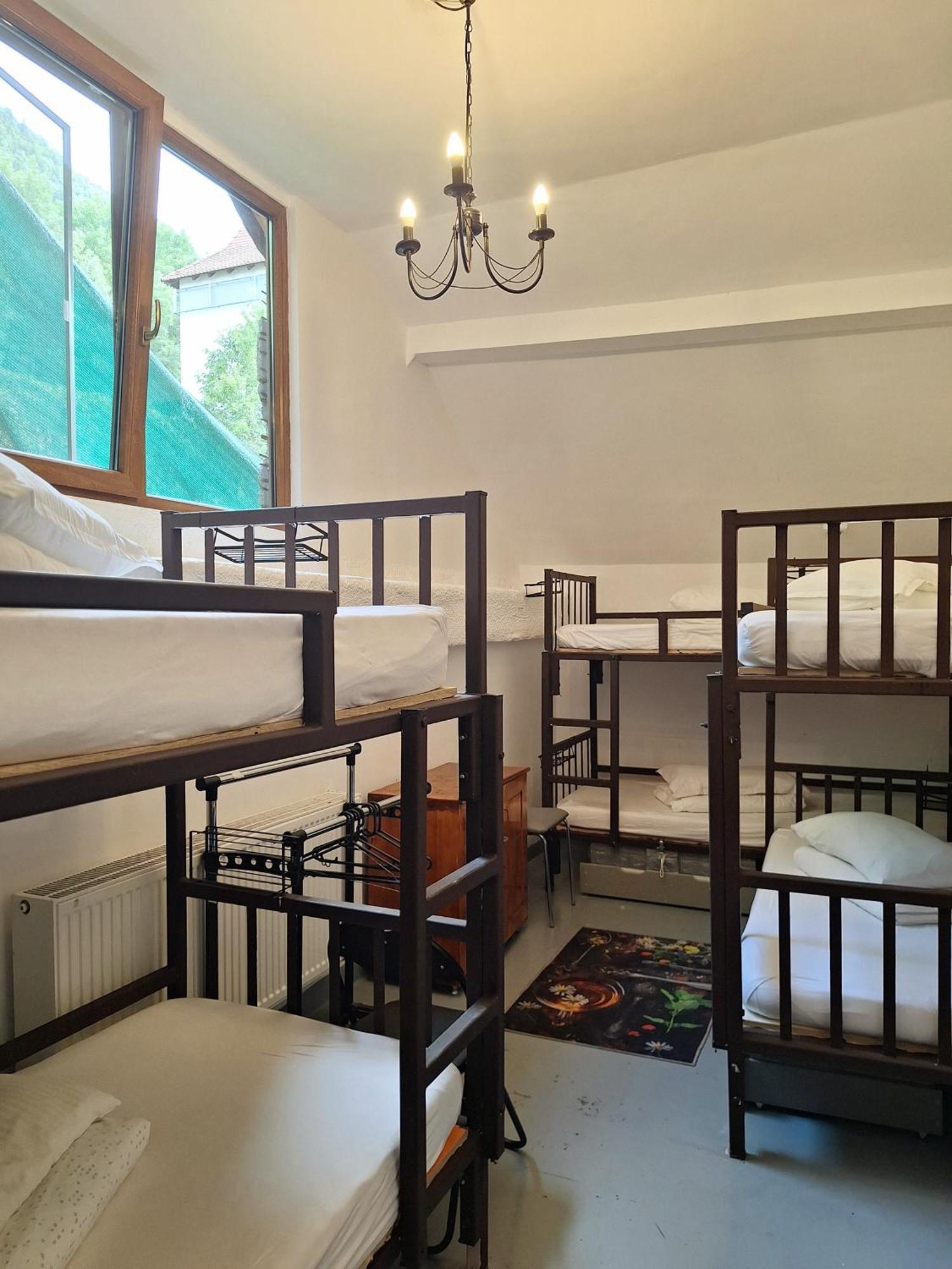 Downtown Hostel Brašov Exteriér fotografie